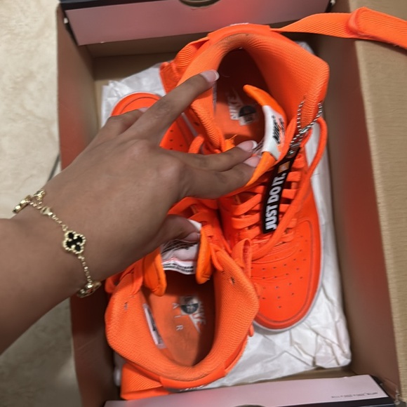 Nike Air Force 1 High Just Do It Pack Orange (GS) - Picture 10 of 12